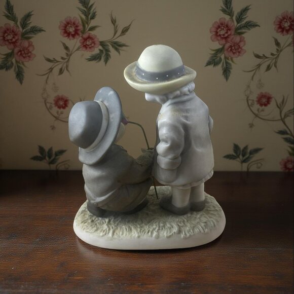 Kim Anderson Figurine - Be My One and Only (1996, Enesco) Boy Girl Rose - Picture 2 of 4